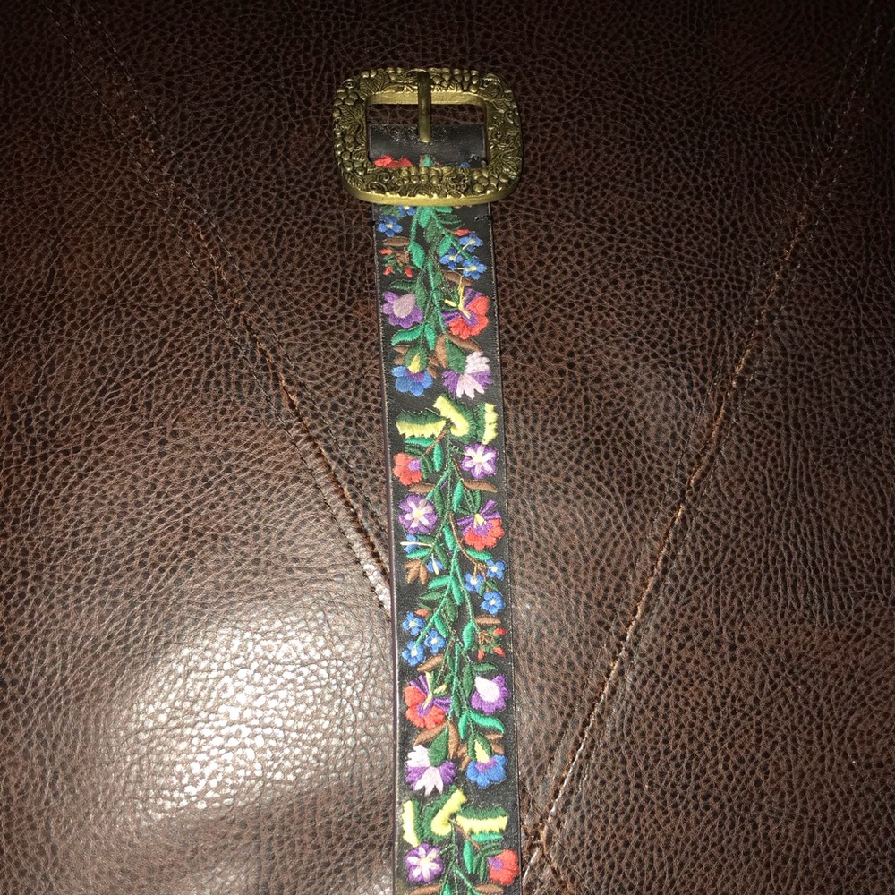 Lucky Brand Embroidered Belt